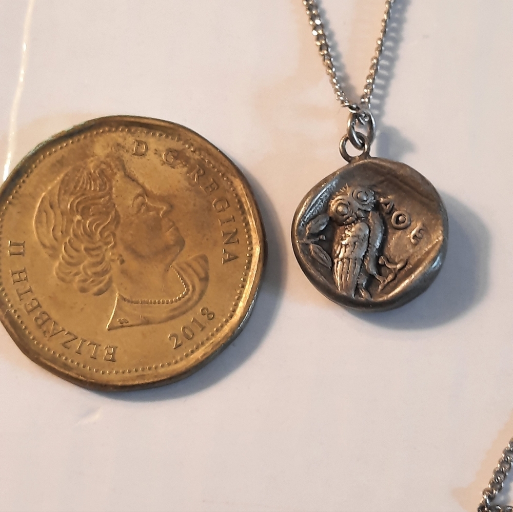 Sterling Silver Coin And Chain - Picture 7 of 15